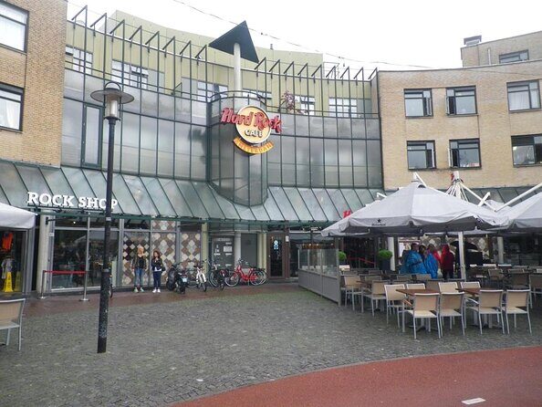 Hard Rock Cafe Amsterdam with Set Lunch or Dinner - Rock memorabilia and music vibes: what to look at first