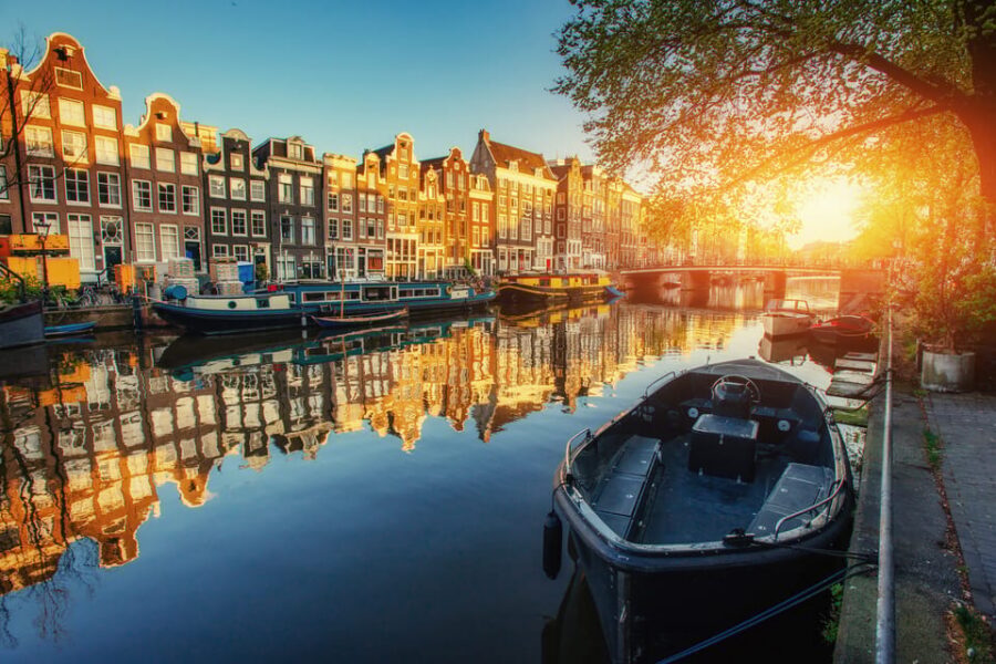 Jordaan, Anne Frank and Leidseplein tour in English - Canal Ring, the 17th-century heart of Amsterdam