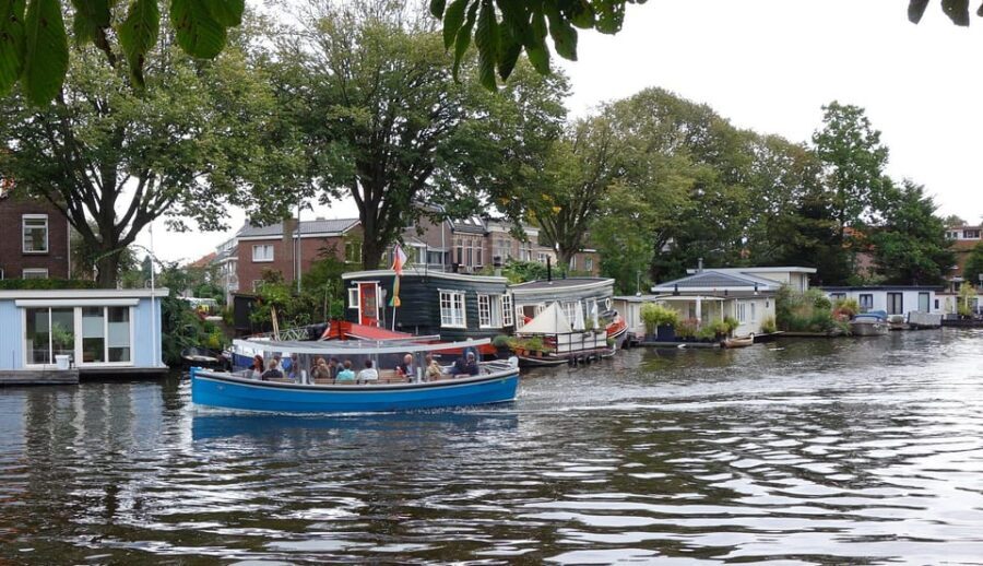 Leiden: Cruise through the Historic City Center with Guide - Key moments you’ll remember from the cruise
