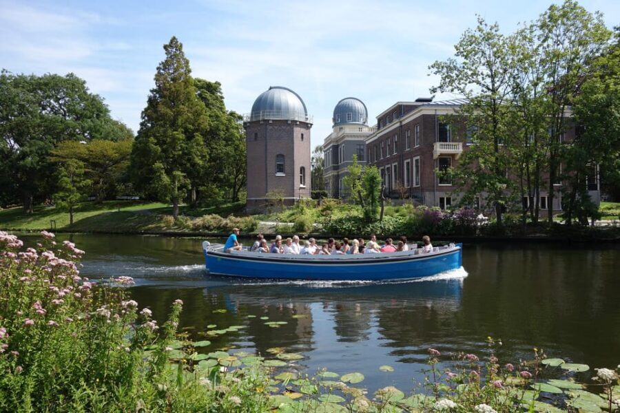 Leiden: Cruise through the Historic City Center with Guide - What you’ll see: bridges, observatory, university, and Hortus Botanicus