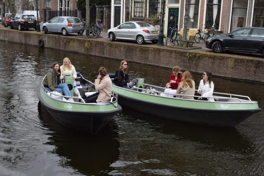 Leiden: Electric Boat Rental - Quick Hits: Electric Boat Rental Essentials in Leiden