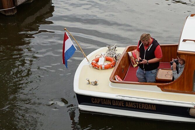 Morning Canal Cruise Amsterdam in Small-Group - The Meeting Point and the Flow of the Tour