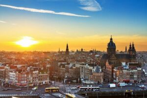 Panoramic Private City Tour in Amsterdam - The Flower Market Stop: A Souvenir You Can Actually Use