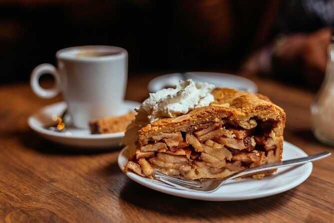 Private Tour: Amsterdam's Best Local Hotspots - Haarlemmerstraat and the Apple Pie Cafe Moment