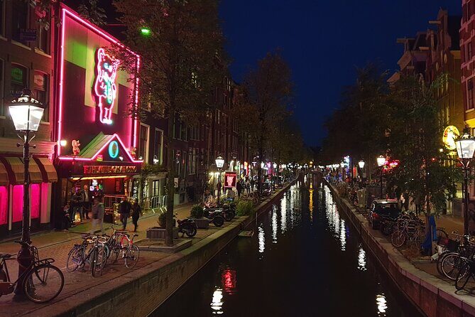 Red Light District Tour by Locals, Small Group (approx 4) - Practical notes that keep the night smooth