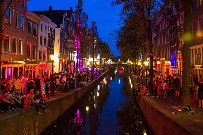 Red Light District Tour by Locals, Small Group (approx 4) - Stop by stop: what you’ll see and why each one matters