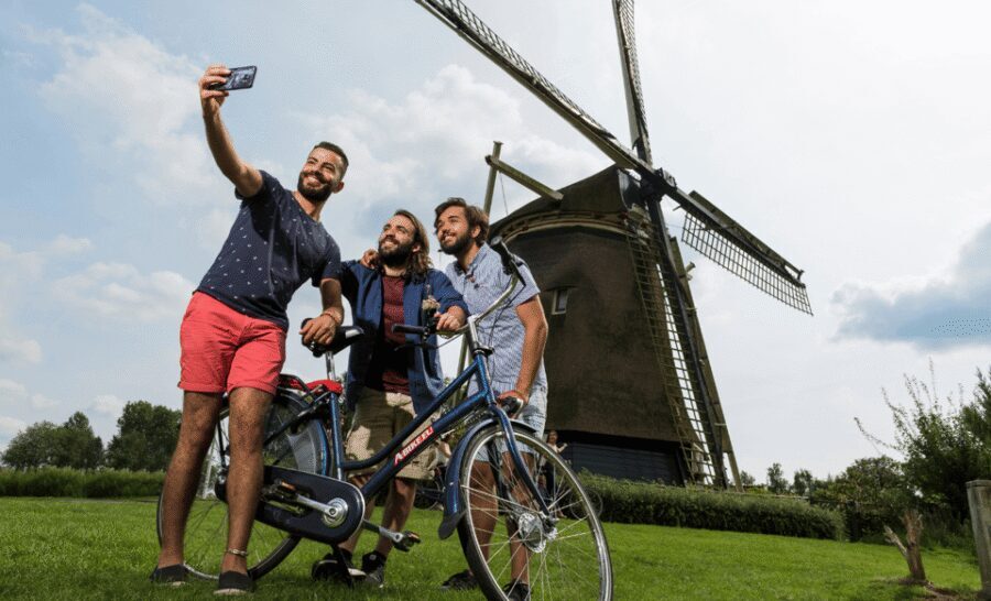 Rent a bike in Amsterdam | 1, 2, 3+ hours - Your first hour plan: what to do right after you pick up