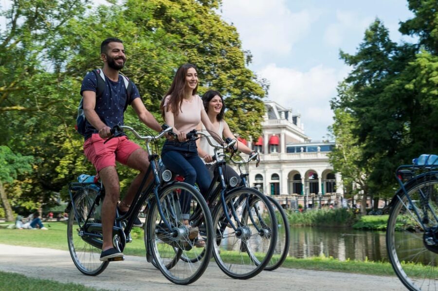 Rent a bike in Amsterdam | 1, 2, 3+ hours - Vondelpark start: easy riding and a great visual payoff