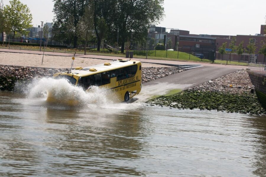 Rotterdam: 1-Hour Sightseeing Splash Tour - The river cruise: Rotterdam landmarks look different from the Maas