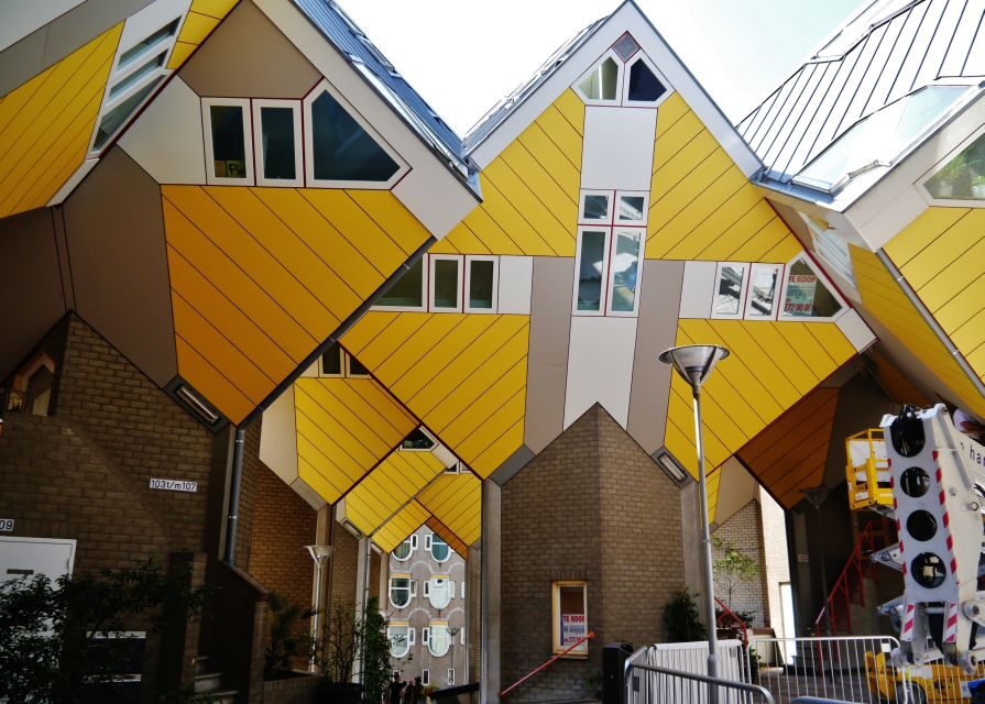 Rotterdam: 2-Hour Guided Walking Tour - Starting at Rotterdam Central Station: The walk that makes the city make sense
