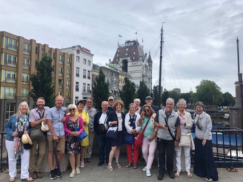 Rotterdam: Architectural Highlights Guided Walking Tour - Getting Oriented at Rotterdam Centraal Station