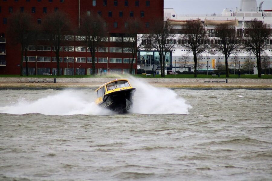 Rotterdam: Breweries and Water Taxi Tour - Ending near Kaapse Brouwers: easy plan for a longer afternoon