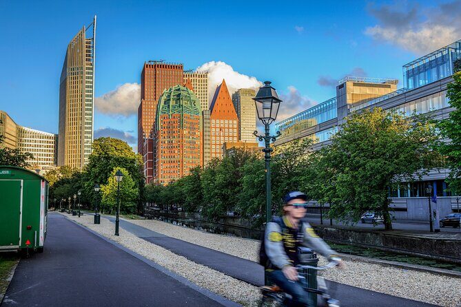 Rotterdam, Delft and The Hague Guided Tour from Amsterdam - Cube Houses and Markthal: quick looks for fast wow