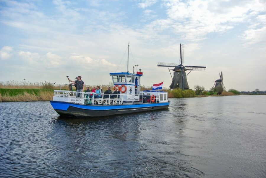 Rotterdam: Kinderdijk UNESCO World Heritage Entry Ticket - The pumping station engine room: where the water story clicks