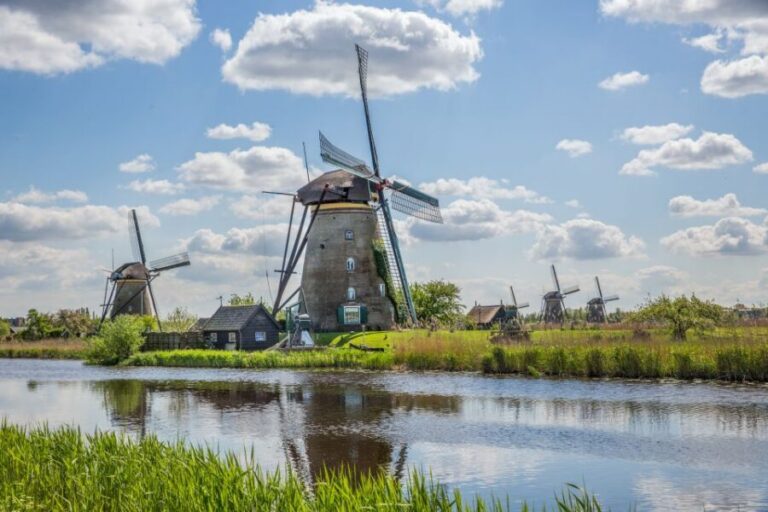 Rotterdam: Kinderdijk UNESCO World Heritage Entry Ticket - Your day at Kinderdijk: what order works best