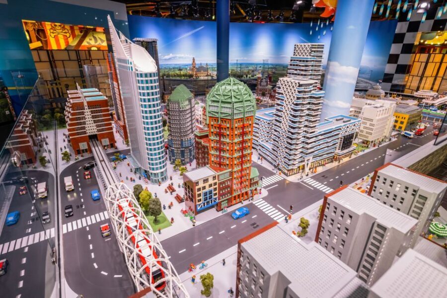 Scheveningen: LEGOLAND® Discovery Centre Entry Ticket - MINILAND® The Hague: famous sights made from LEGO