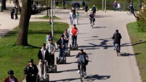 Segway City Tours Amsterdam - The HOH meeting point and the intro/practice that actually matters