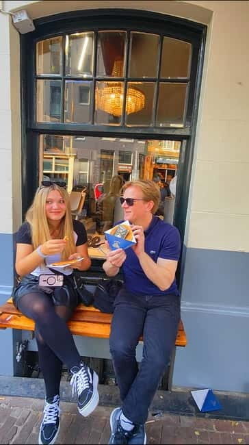 Skipping Lines & Sipping Beers: A History Tour of Amsterdam - The stroopwafel stop at Amsterdam’s oldest bakery