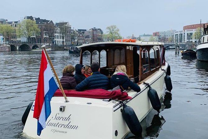 Small-Group Luxury Canal Cruise with Local Skipper - A local skipper on a small electric boat: the real difference
