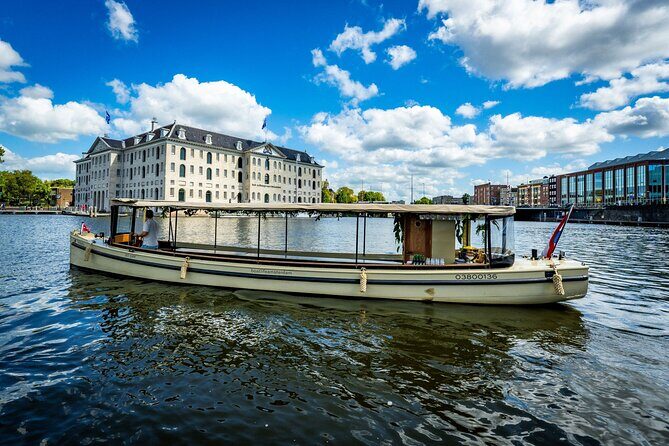 Small-Group Luxury Canal Cruise with Local Skipper - The charming, authentic history stretch: where the canal feels less staged