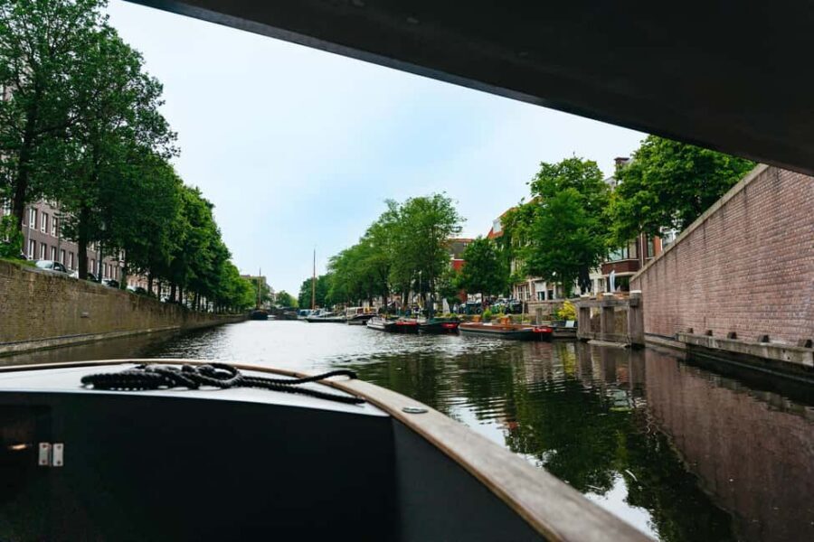 The Hague: Canal Cruise with music from local artists - Cost and value: why $17 can make sense