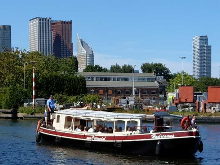 The Hague: One Way Boat Ticket to or from Delft - A one-way canal route that links two Dutch favorites