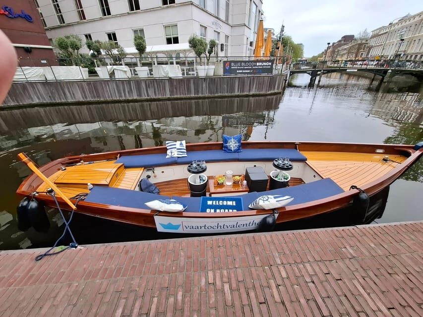 The Hague: Private Boattour up to 10 persons - Private group size: who this fits best (and why)