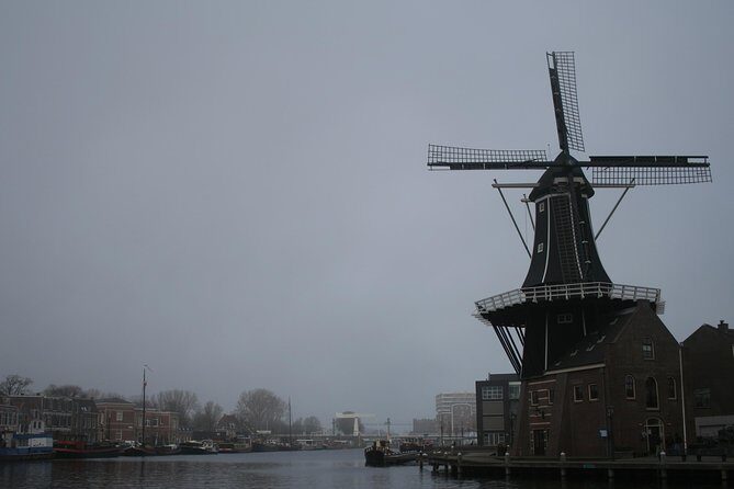 The rise of Haarlem: Culture, History, Art and Architecture Walking Tour - Small Group Energy and Why It Changes the Whole Tour