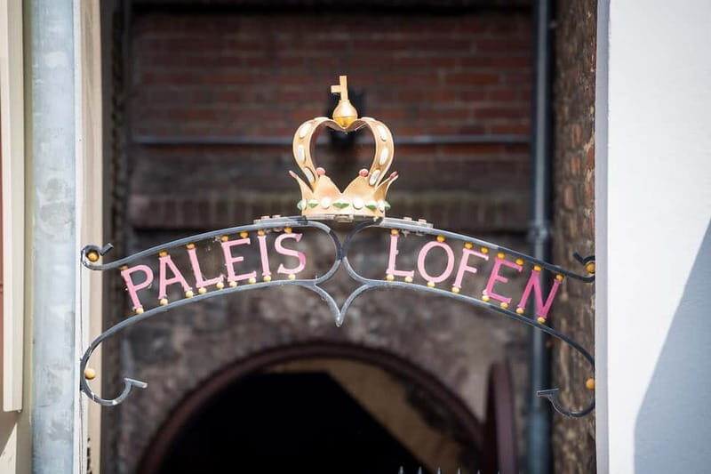 Utrecht: Lofen Palace with Entry Ticket & Guide (Dutch) - Key things to know before you go