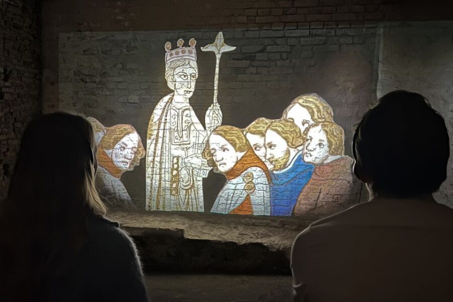 Utrecht: Lofen Palace with Entry Ticket & Guide (Dutch) - Meeting, scanning, and getting the most out of your visit