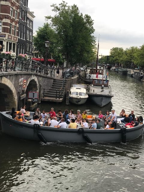 Visit Amsterdam by Boat with a French Guide (french) - Stop-by-stop: what you’ll likely see and why each area is worth your time