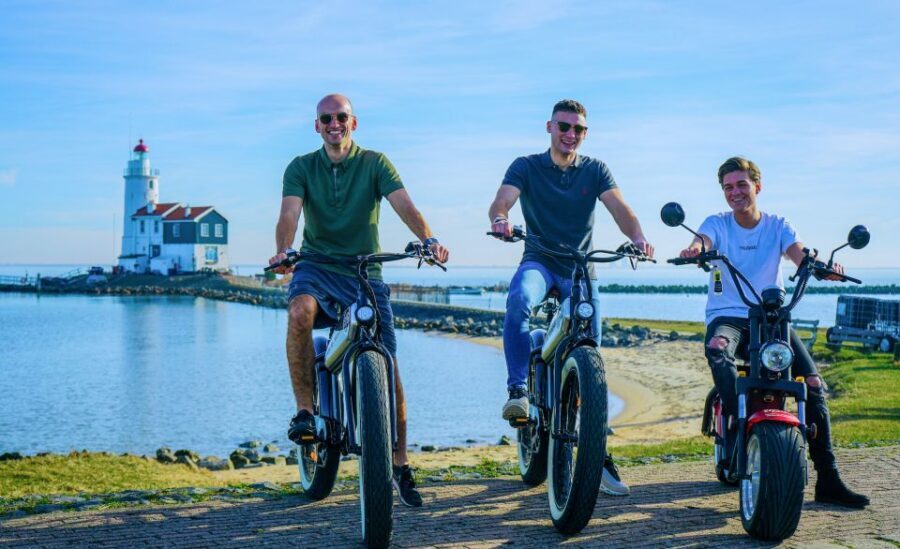 Volendam: E-Fatbike Rental - Monnickendam’s Harbor Glow and the Beer Brewery Stop