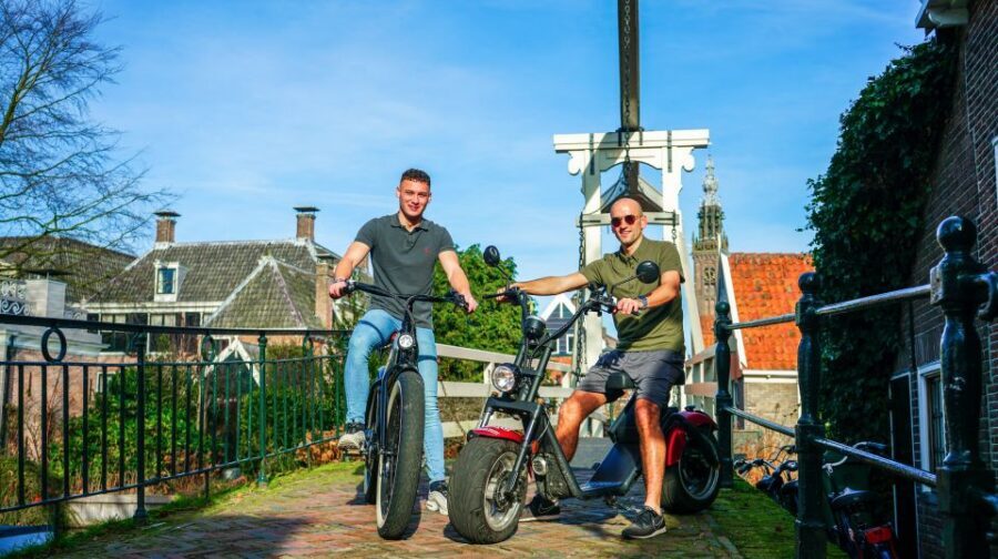 Volendam: E-Scooter Rental - Marken: A Former Island With Bridges Over Small Canals