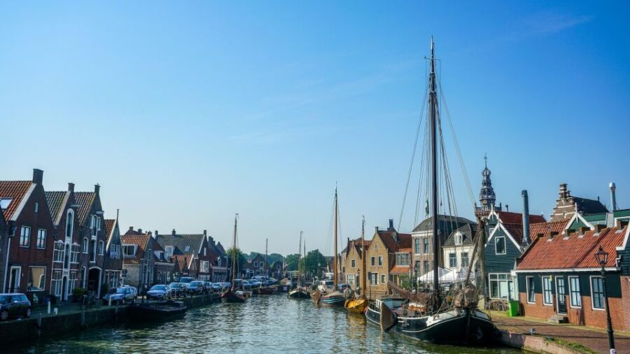 Volendam: E-Scooter Rental - The Scooter Experience: Easy to Use, Easy to Plan Around