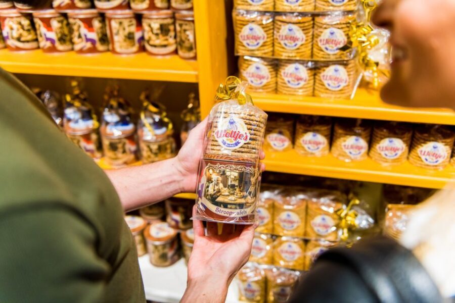 Volendam: Stroopwafel Experience with Tasting - Key Highlights to Look For