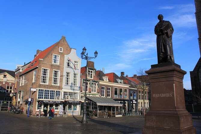 Walking Tour of Delft - The City of Orange and Blue - Starting at Nieuwe Kerk: get your bearings fast