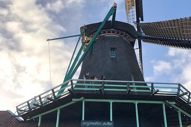 Windmill village Zaanse Schans from Amsterdam Central Station - Catharina Hoeve Cheese Farm: the tasty, practical first stop