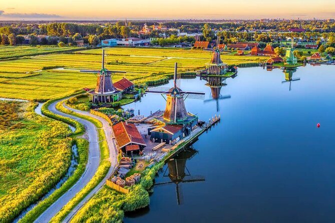Zaanse Schans and Cheese Tasting Guided Tour from Amsterdam - Zaanse Schans Windmills, Clogs, and Cheese: Key Highlights That Matter