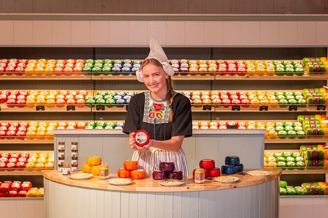 Zaanse Schans and Cheese Tasting Guided Tour from Amsterdam - The Bus Ride Out: What the Guide Adds Before You Even Arrive