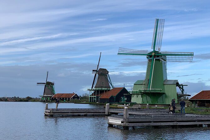 Zaanse Schans and Giethoorn Small-Group Tour with Hotel Pick-Up - Hotel pickup rules: where the van can reach you