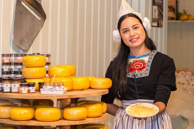 Zaanse Schans Windmills, Cheese and Volendam Tour from Amsterdam - Quick hits before you go