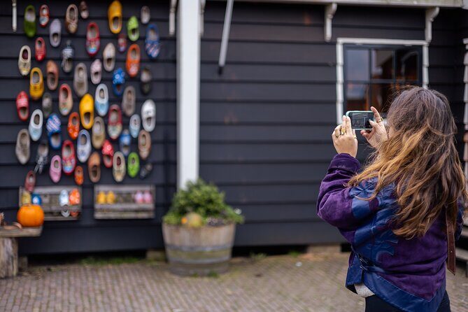 Zaanse Schans Windmills, Cheese and Volendam Tour from Amsterdam - Optional Amsterdam canal cruise voucher: when it adds value