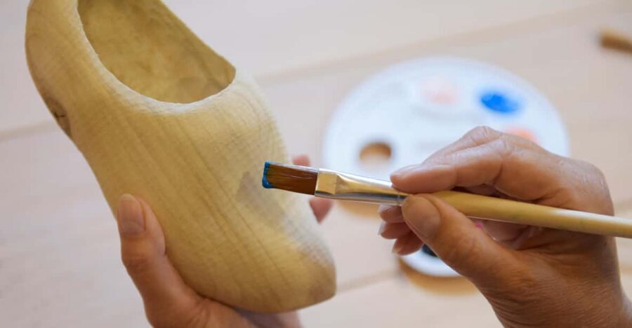 Zaanse Schans: Wooden Shoe Painting Workshop - Key highlights I’d prioritize