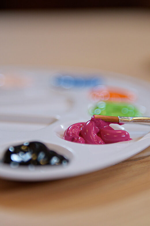 Zaanse Schans: Wooden Shoe Painting Workshop - Picking Your Clog Style and Learning the Painting Rules
