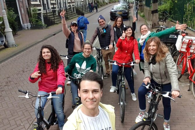 Daily group bike tour in Spanish. - Anne Frank House stop: context without the ticket pressure