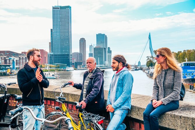 Discover Rotterdam: Classic Highlights Bike Tour with a Local - Oude Binnenweg break: shopping street + a real café stop