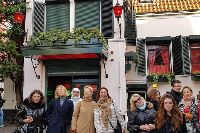 Haarlem Old Town Private Walking Tour - Entering Old Town Haarlem with a private guide (and a clear plan)