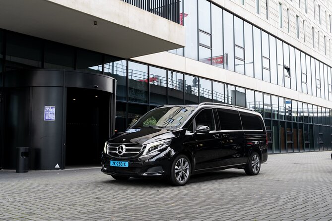 Private Taxi Airport Transfer to or from Schiphol Airport (AMS) - Small details that can save your day