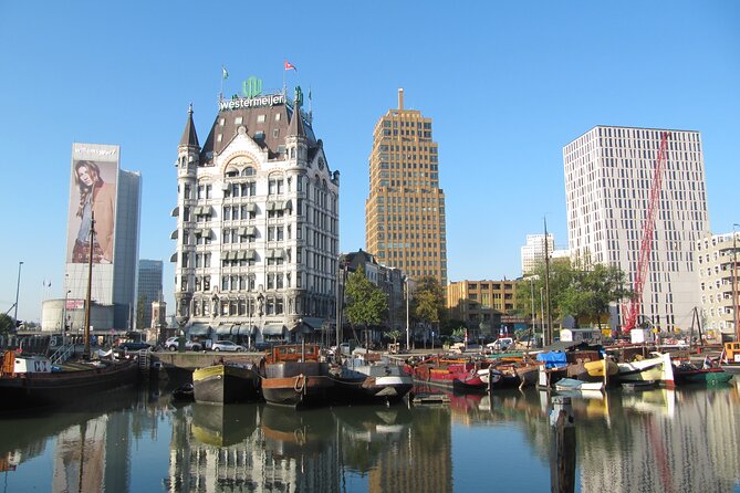 Rotterdam Must Do Tour: Highlights, History, WW2 and Architecture - Meeting at Stationsplein, then getting your bearings the right way