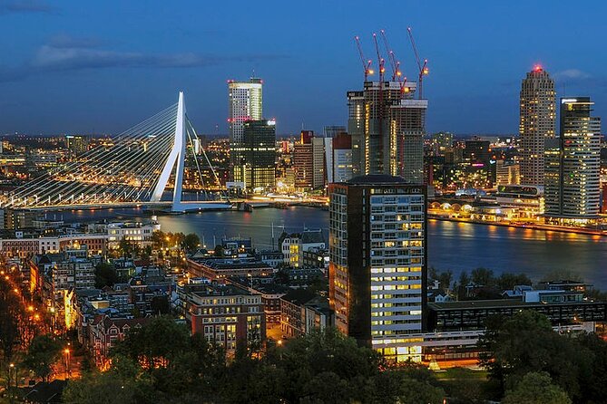 Rotterdam Must Do Tour: Highlights, History, WW2 and Architecture - Rotterdam Centraal and the architecture lens for first-timers
